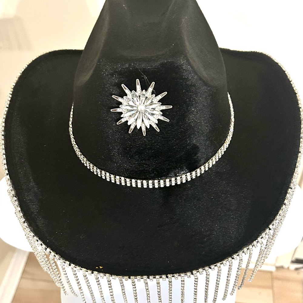 Glamorous Black Shiny Felt Silver Rhinestone Cowboy Girl Fringe Hat - Picture 2 of 7